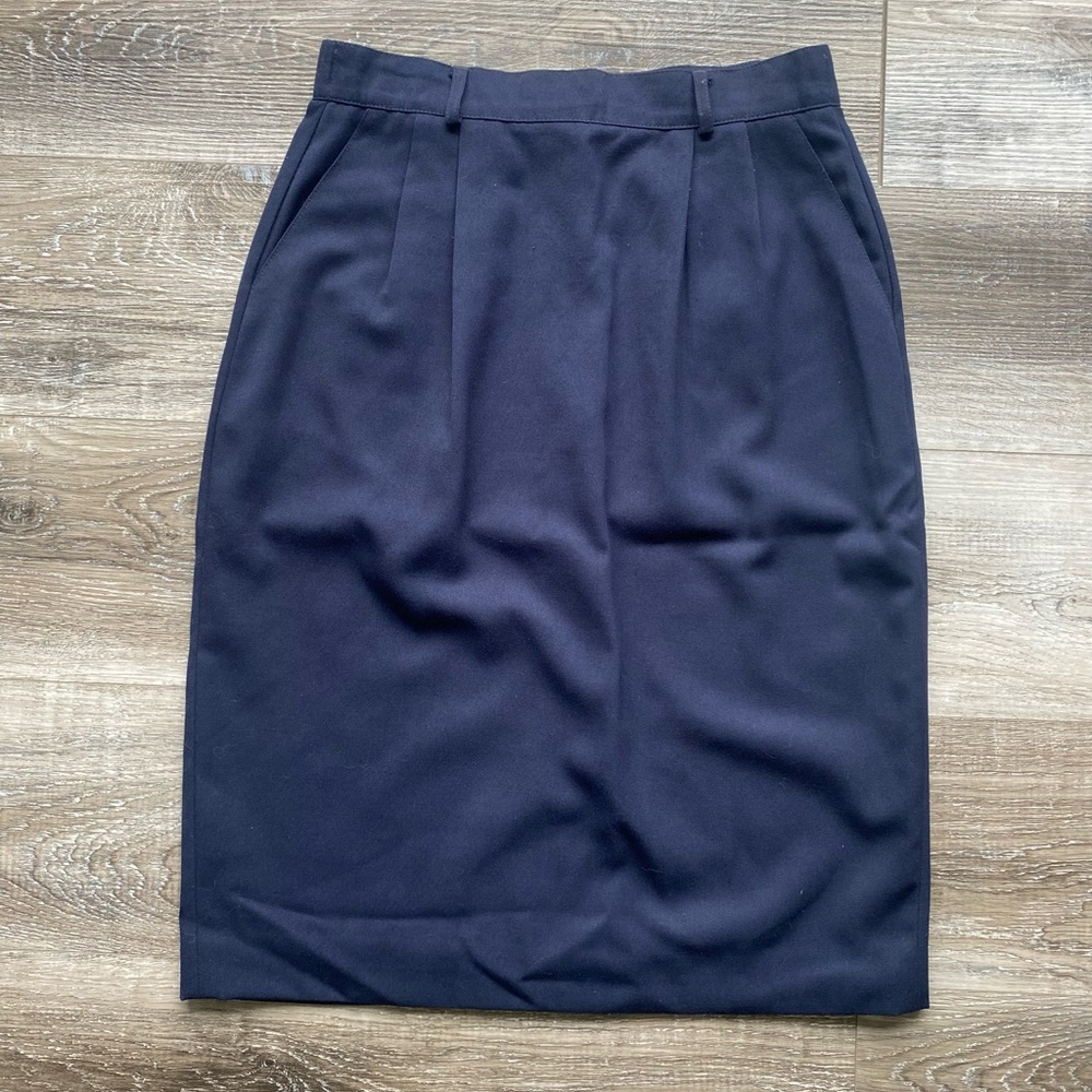 VINTAGE High Waisted Pleated Pencil Skirt in Navy with Pockets